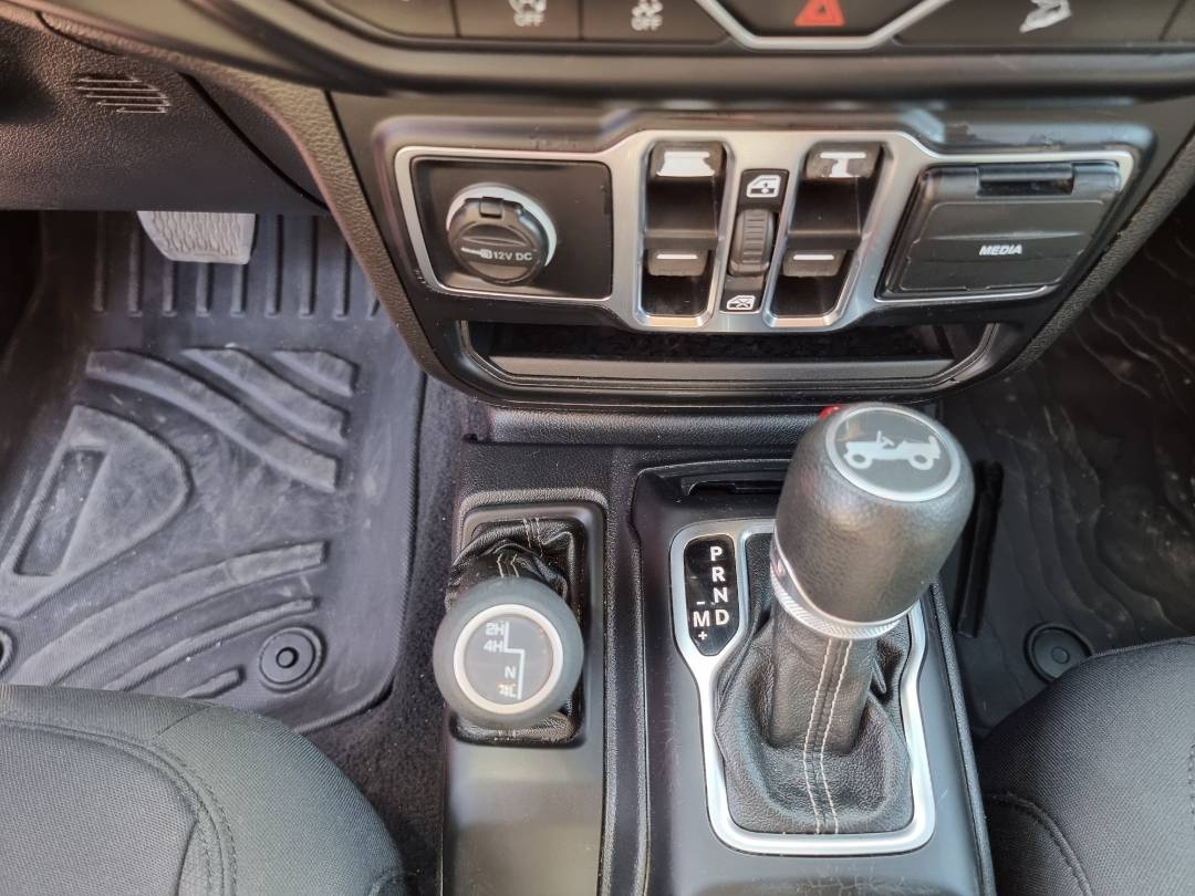 2020 JEEP WRANGLER — 38417 Miles — Lot 125487 — Ind. 12 - Marhaba Auctions Used Cars - Image 15