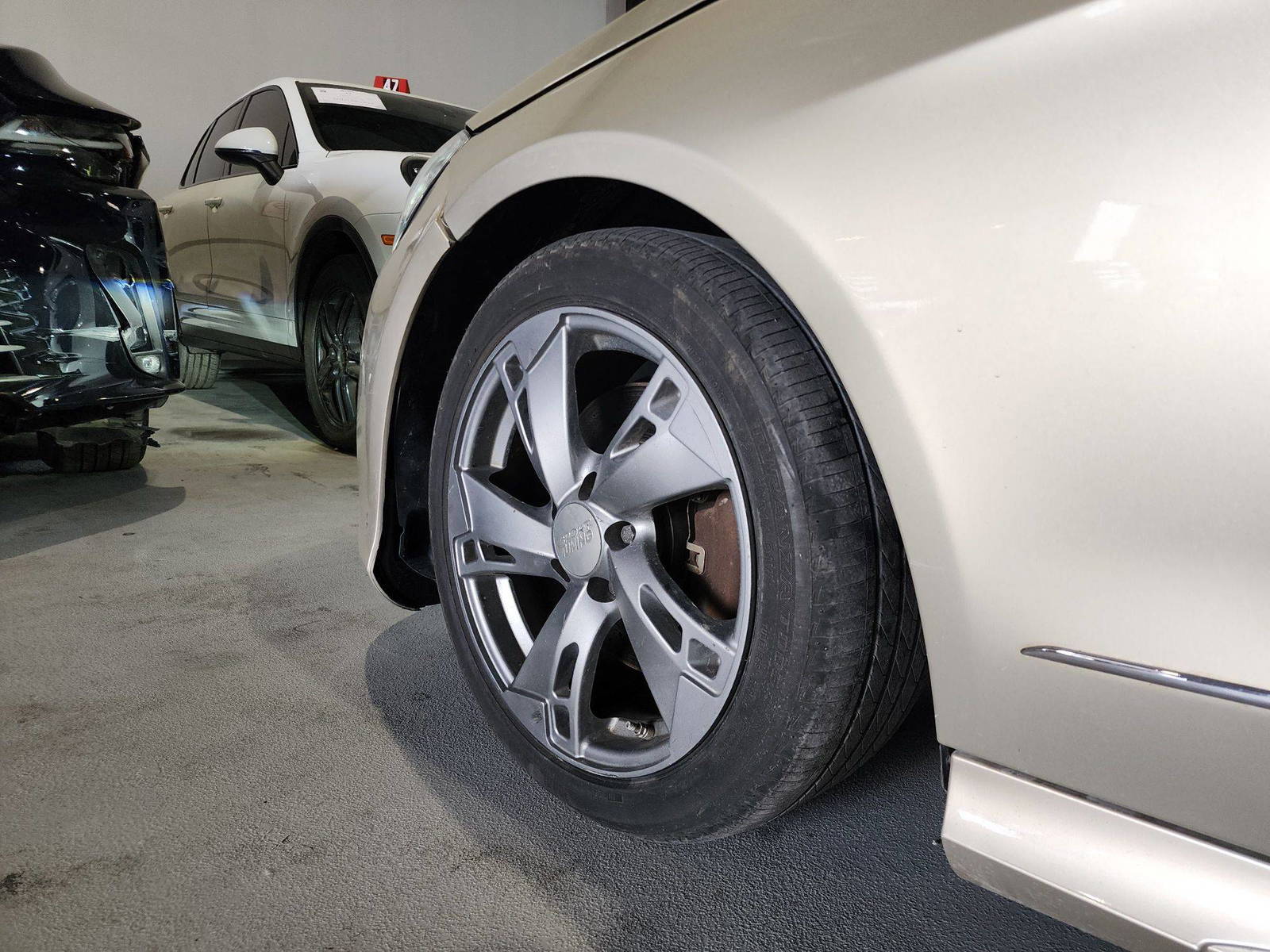 2010 MERCEDES BENZ E 350 — 136520 Miles — Lot 55431 — Main - Marhaba Auctions Used Cars - Image 18