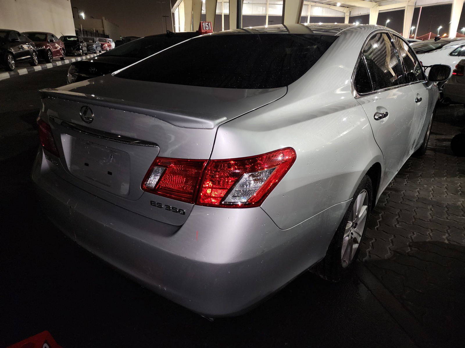 2007 LEXUS ES 350 — 122546 Miles — Lot 82306243 - Marhaba Auctions Used Cars - Image 4