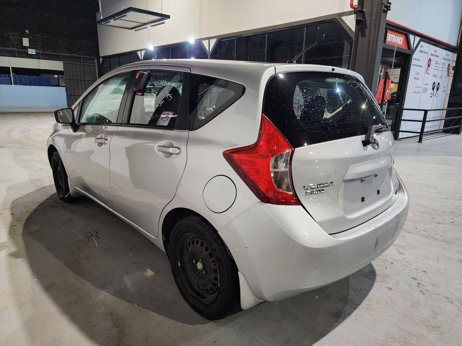 2015 NISSAN VERSA NOTE — 164535 Miles — Lot 58215384 — Al Quoz - Marhaba Auctions Used Cars - Image 4