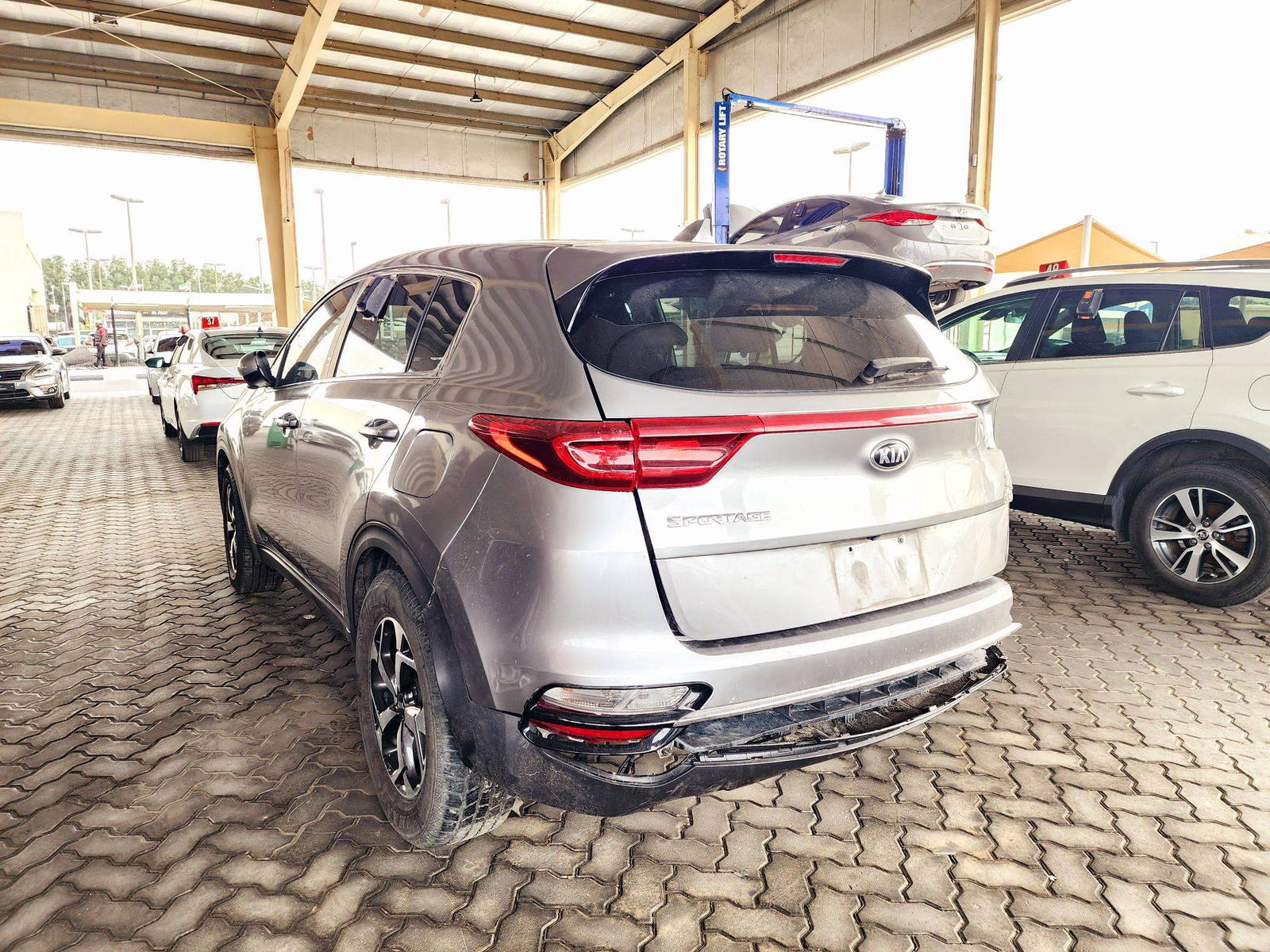 2020 KIA SPORTAGE — 107623 Miles — Lot XL7634991 — Souq - Marhaba Auctions Used Cars - Image 5