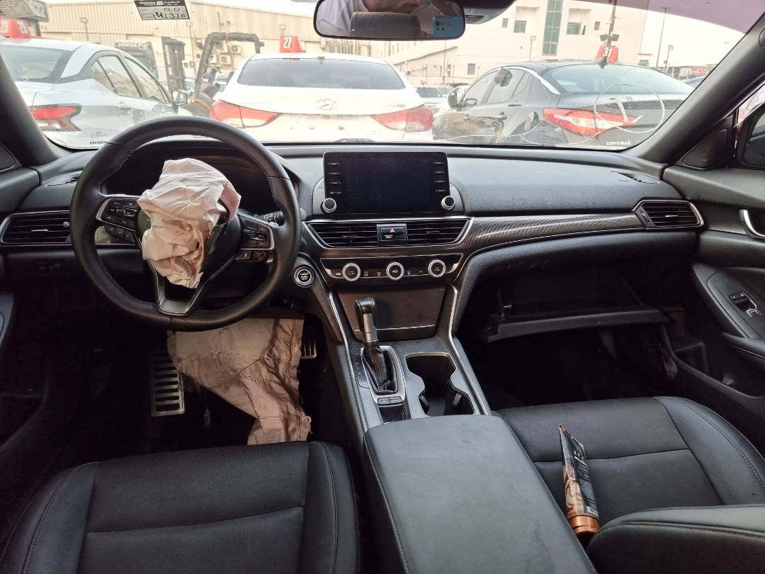 2019 HONDA ACCORD — 141310 Miles — Lot 14509 — Souq - Marhaba Auctions Used Cars - Image 8
