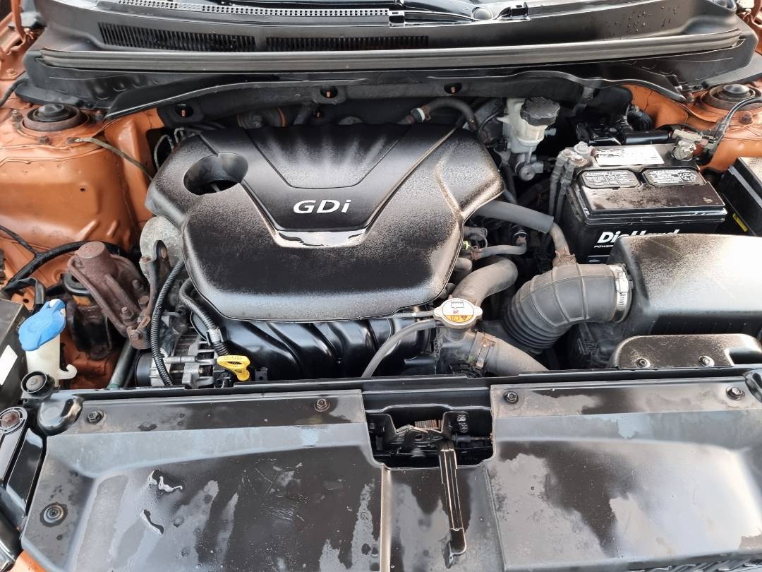 2013 HYUNDAI VELOSTER — 214625 Miles — Lot 69568 — Ind. 12 - Marhaba Auctions Used Cars - Image 10