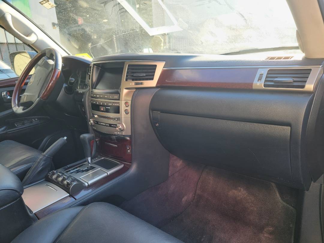 2014 LEXUS LX 570 — 146643 Miles — Lot 1421510521 - Marhaba Auctions Used Cars - Image 5