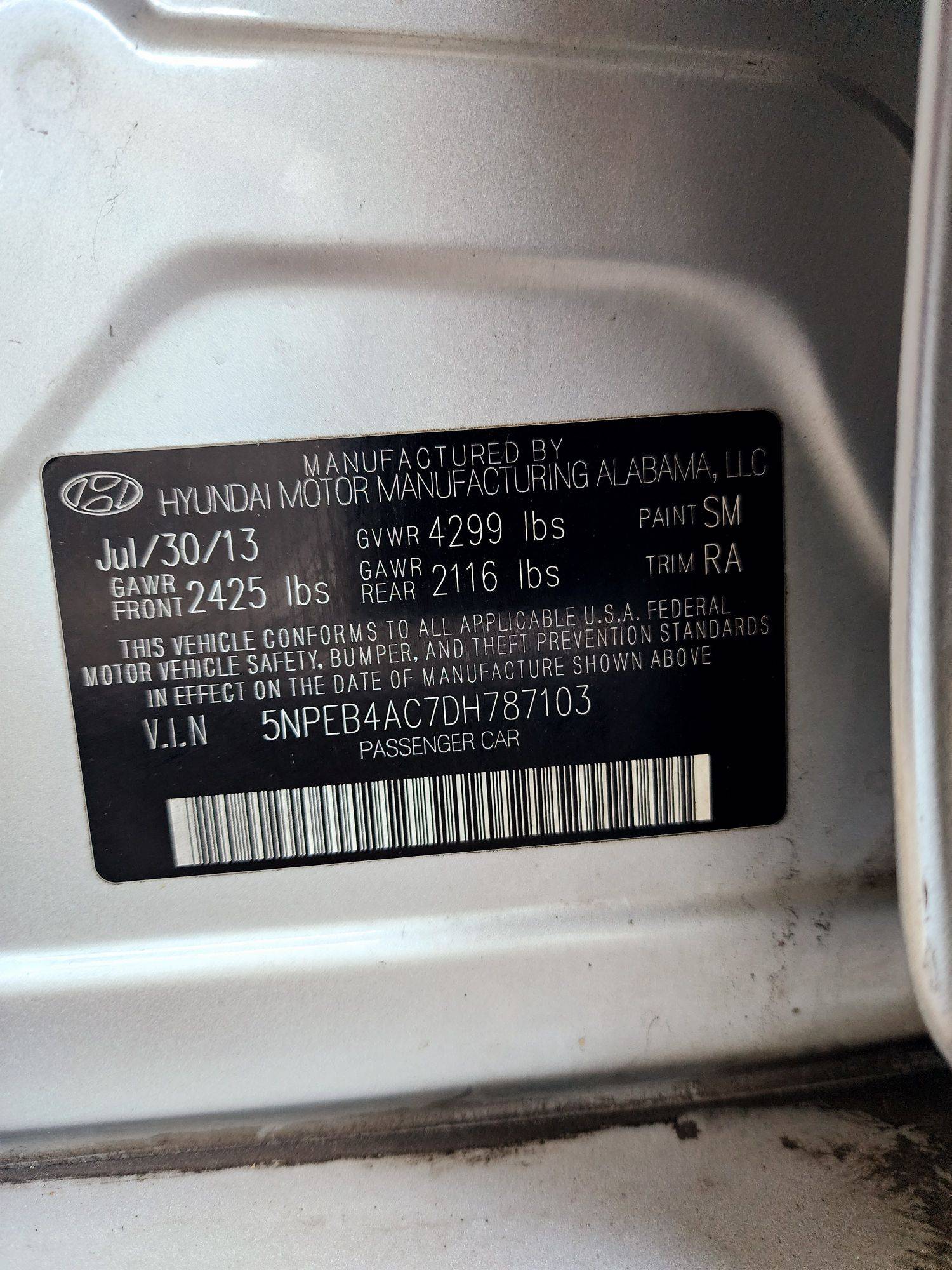 2013 HYUNDAI SONATA — 108138 Miles — Lot DH787103 — Souq - Marhaba Auctions Used Cars - Image 9