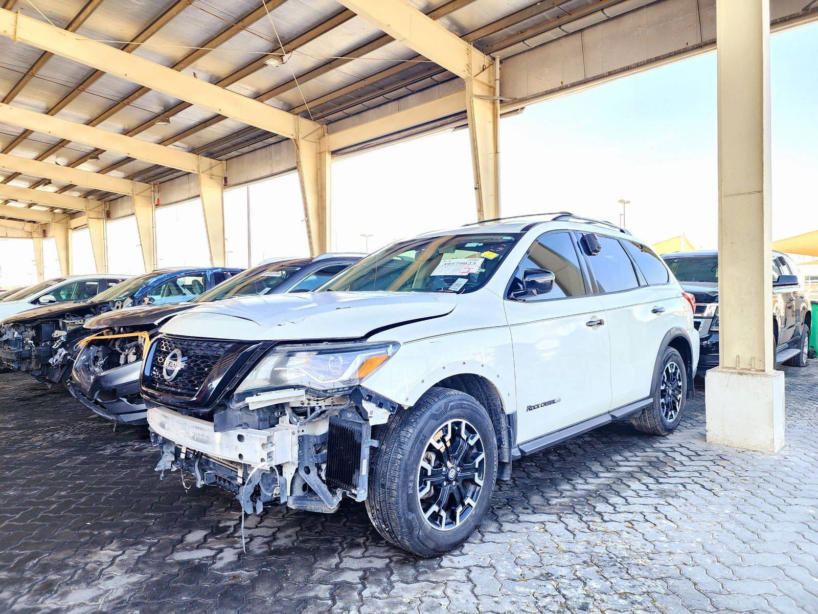 2019 NISSAN PATHFINDER — 158070 Miles — Lot 39579023 — Souq - Marhaba Auctions Used Cars - Image 4