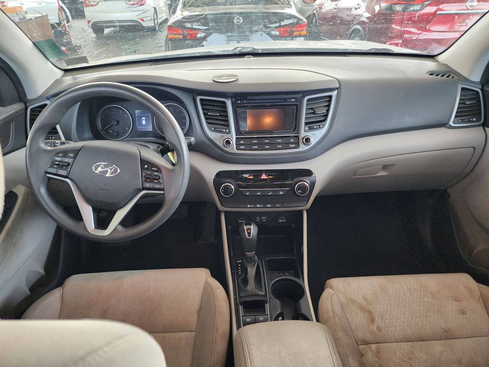 HYUNDAI TUCSON 2016 - Marhaba Auction Used Cars - Image 7