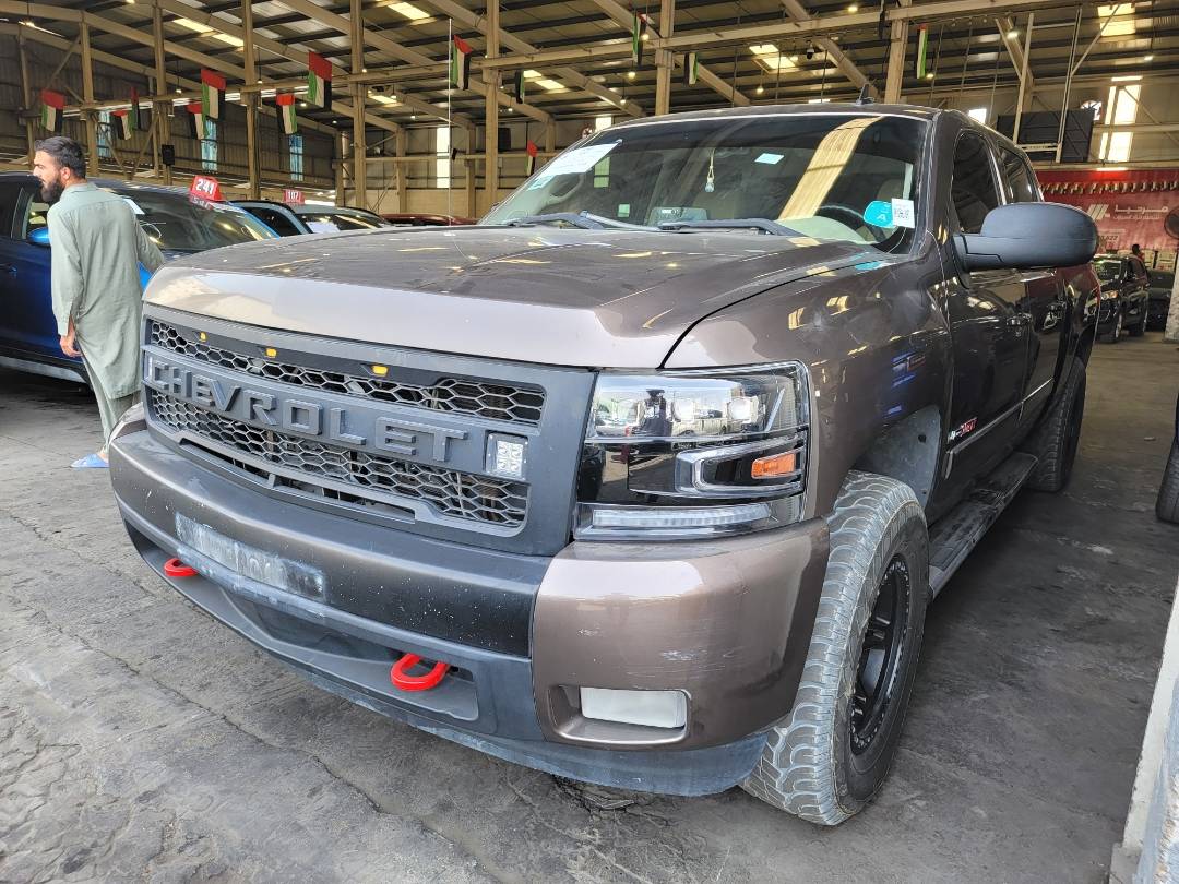 2007 CHEVROLET SILVERADO — 223506 Miles — Lot 568209 — Main - Marhaba Auctions Used Cars - Image 5