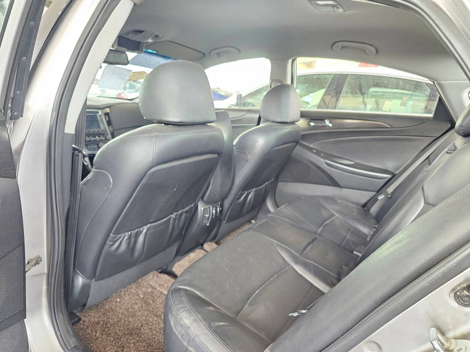 2013 HYUNDAI SONATA — 148563 KM — Lot 480264 — Souq - Marhaba Auctions Used Cars - Image 6