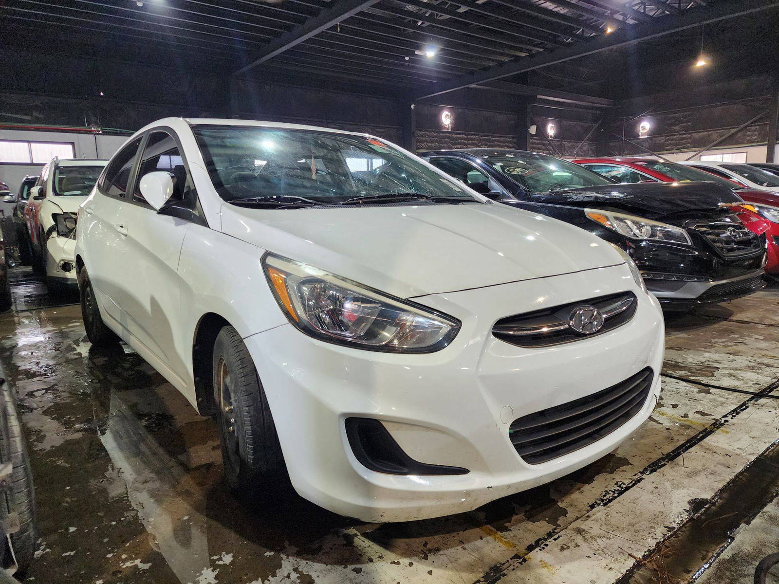 2015 HYUNDAI ACCENT — 159772 Miles — Lot 33794 — Souq - Marhaba Auctions Used Cars - Image 5