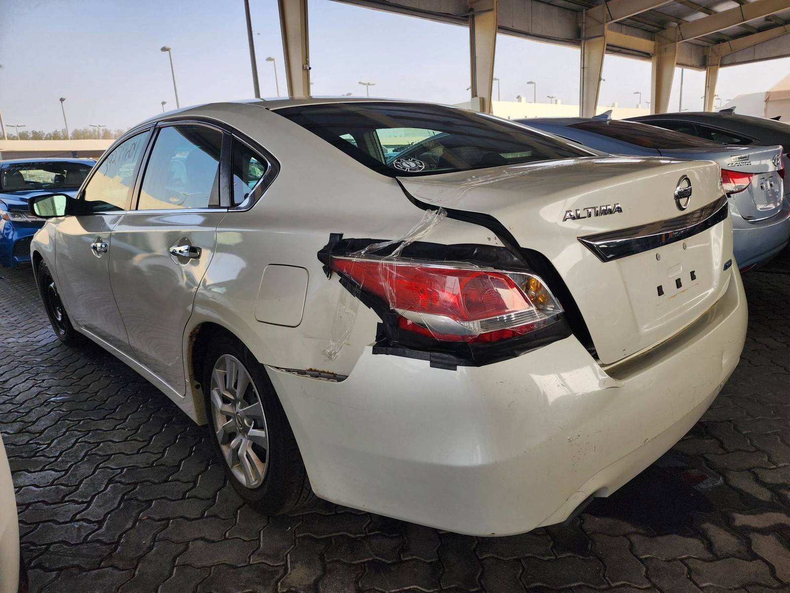 2013 NISSAN ALTIMA — 175692 Miles — Lot 4644 — Souq - Marhaba Auctions Used Cars - Image 3