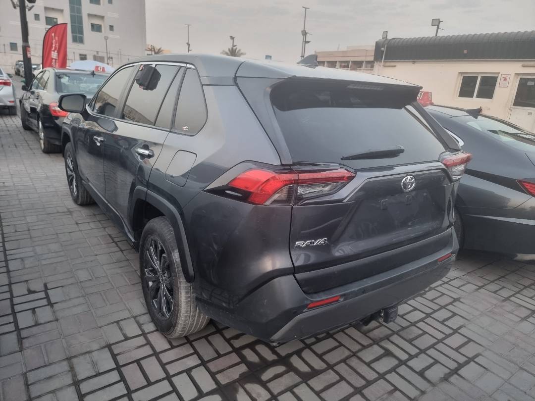 2025 TOYOTA RAV4 — 8076 KM — Lot D188241 — Ind. 12 - Marhaba Auctions Used Cars - Image 4