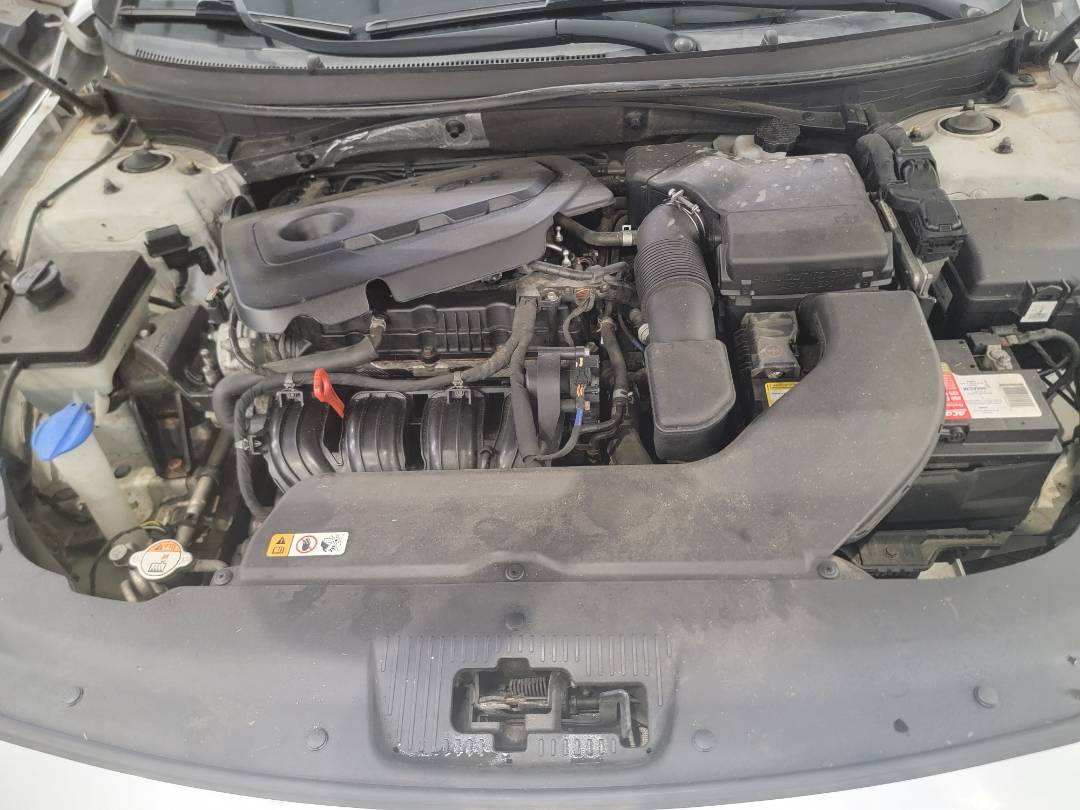 2016 HYUNDAI SONATA — 129014 Miles — Lot 68587693 - Marhaba Auctions Used Cars - Image 4
