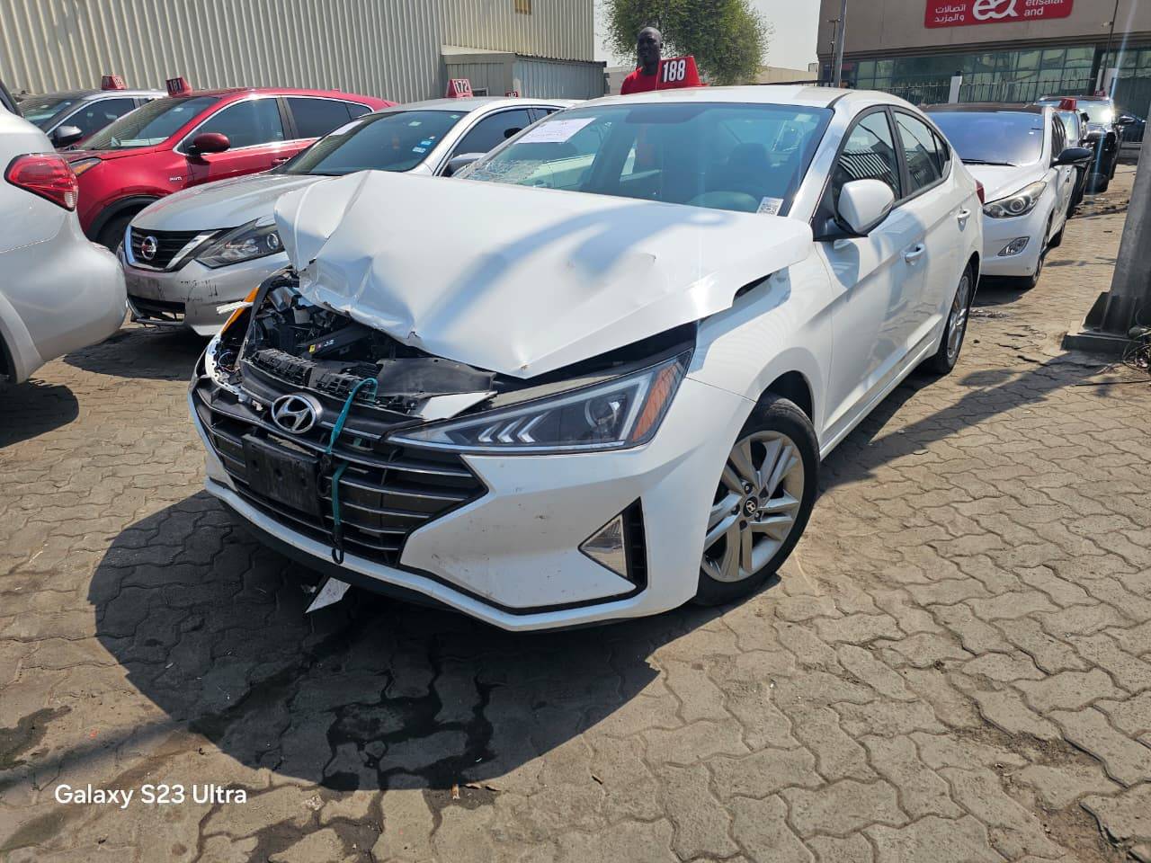 2019 HYUNDAI ELANTRA — 84926 KM — Lot 12346351 — Main - Marhaba Auctions Used Cars - Image 4