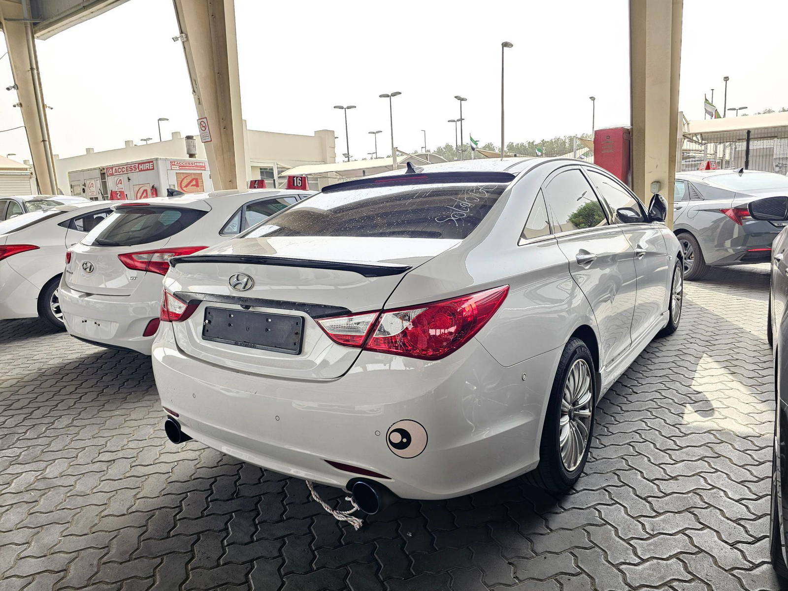HYUNDAI SONATA 2011 - Marhaba Auction Used Cars - Image 4