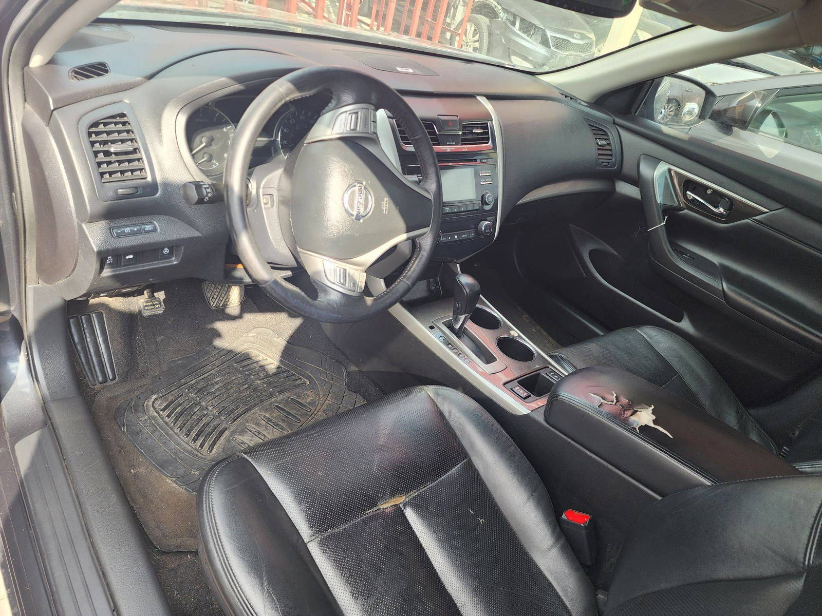 2015 NISSAN ALTIMA — 173787 Miles — Lot 72719793 - Marhaba Auctions Used Cars - Image 4