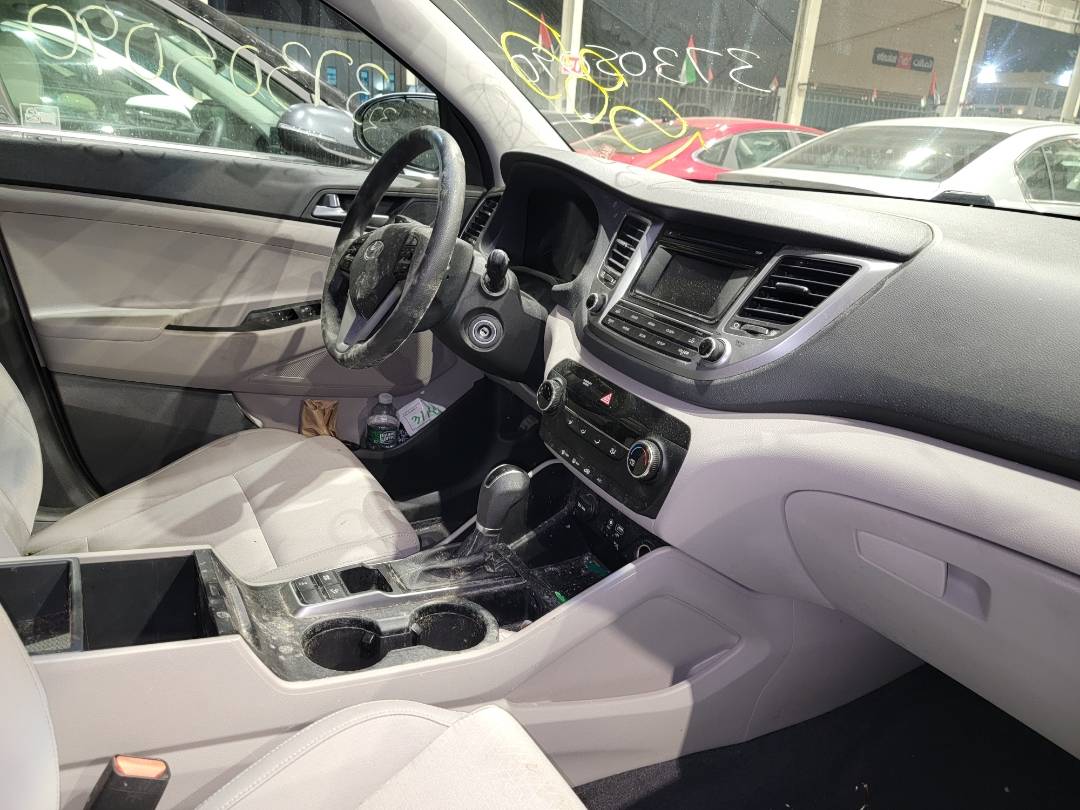 2017 HYUNDAI TUCSON — 79276 Miles — Lot 301585 - Marhaba Auctions Used Cars - Image 6
