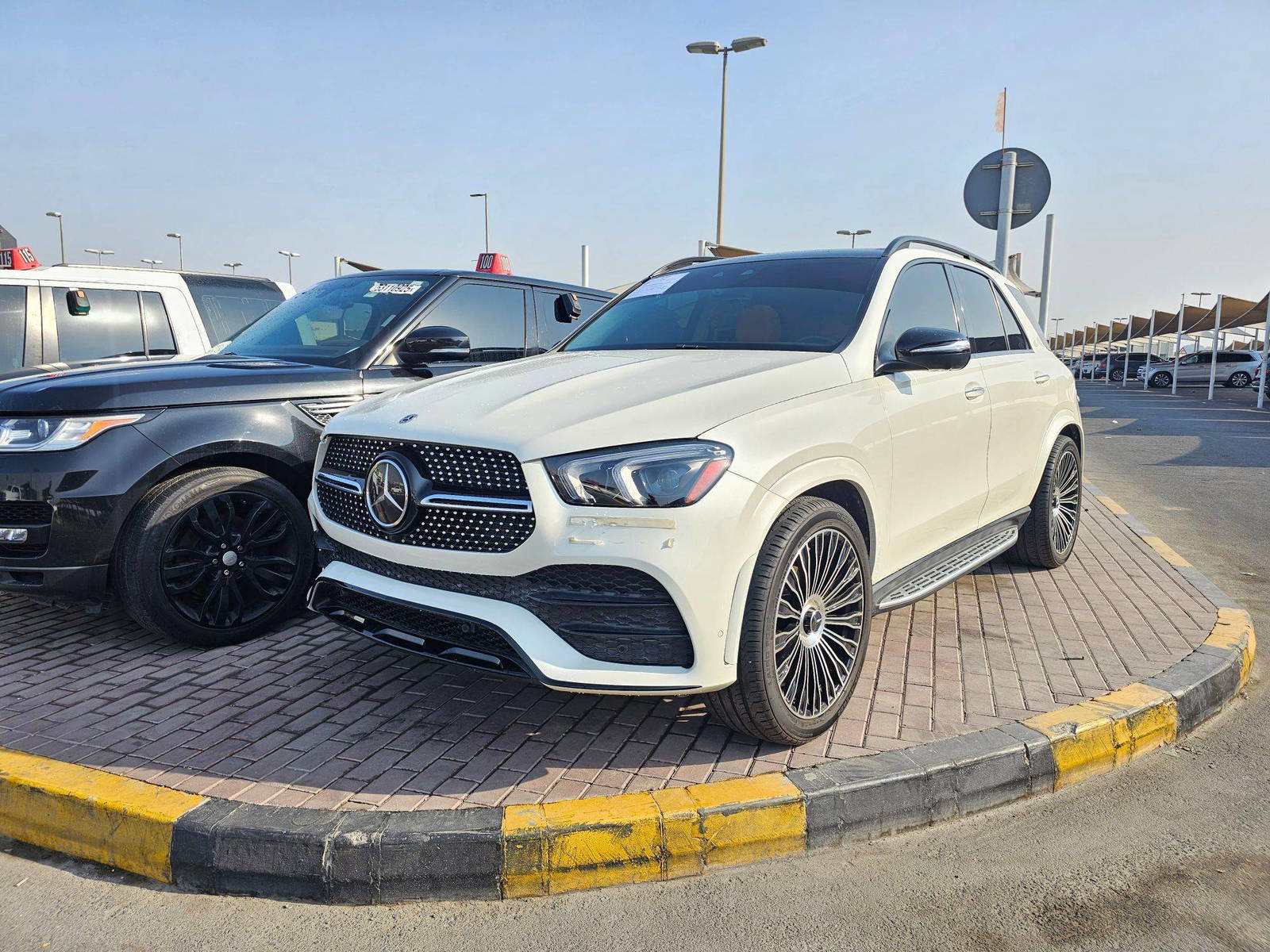 2023 MERCEDES BENZ GLE 350 — 18844 KM — Lot 885326 — Souq - Marhaba Auctions Used Cars - Image 5