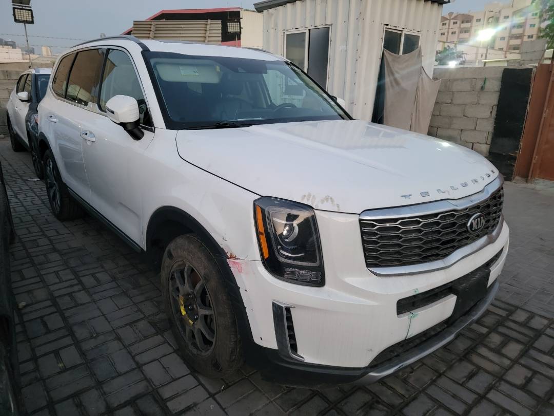 2020 KIA TELLURIDE — 44767 Miles — Lot 47958414 — Souq - Marhaba Auctions Used Cars - Image 3