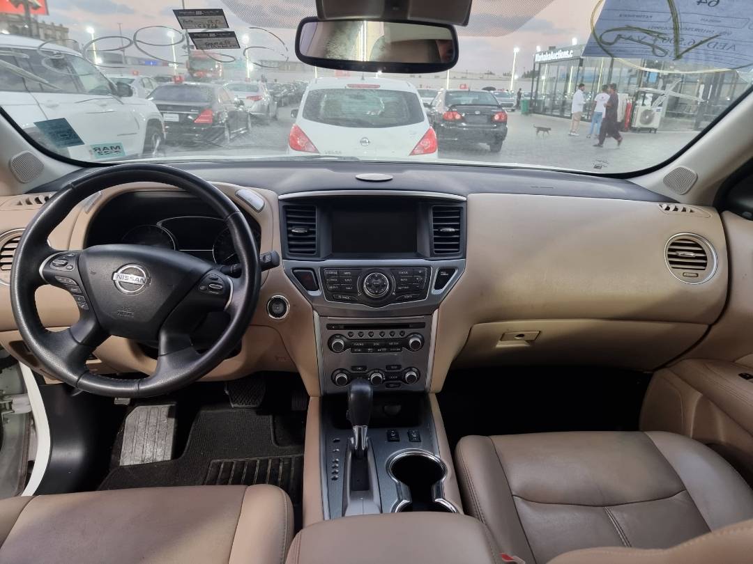 2017 NISSAN PATHFINDER — 156866 Miles — Lot 214578 — Souq - Marhaba Auctions Used Cars - Image 8