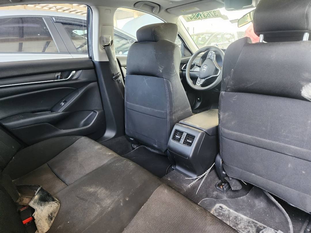 2018 HONDA ACCORD — 117963 Miles — Lot 37631984 - Marhaba Auctions Used Cars - Image 9