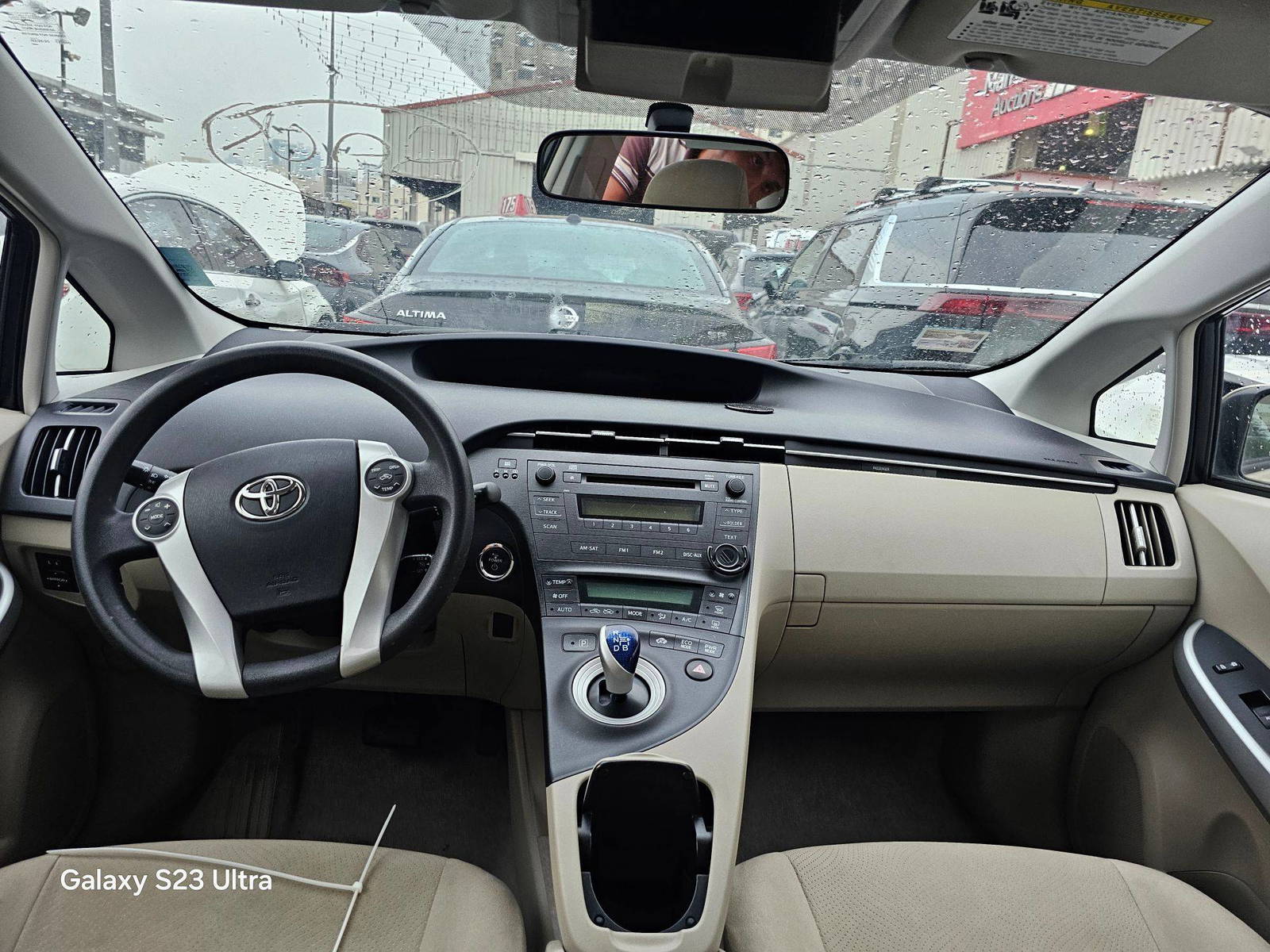 2011 TOYOTA PRIUS — 175466 Miles — Lot B0288390 — Main - Marhaba Auctions Used Cars - Image 8