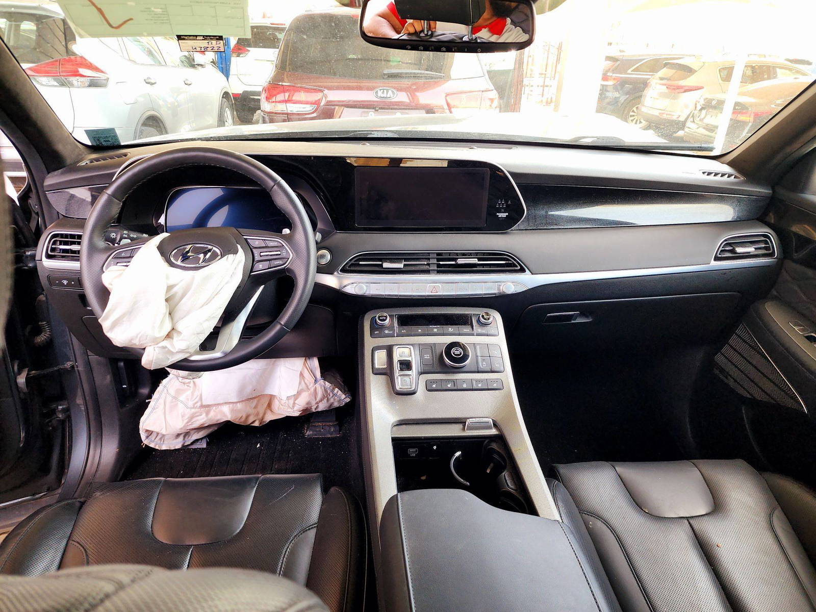 2022 HYUNDAI PALISADE CALLIGRAPHY — 43822 Miles — Lot 41443753 — Souq - Marhaba Auctions Used Cars - Image 7