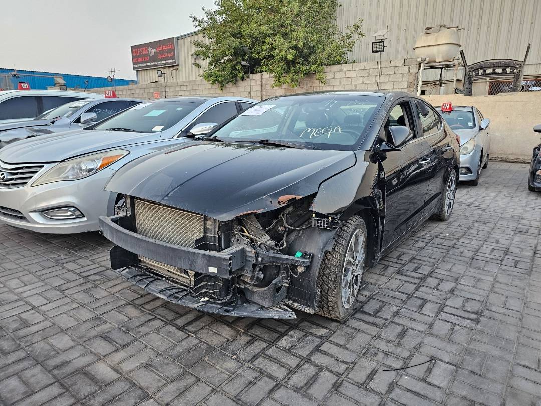 2019 HYUNDAI ELANTRA — 94605 KM — Lot U748720 — Main - Marhaba Auctions Used Cars - Image 4