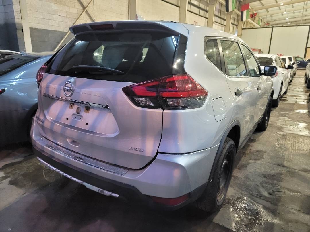 2018 NISSAN ROGUE — 172242 Miles — Lot 508877 — Main - Marhaba Auctions Used Cars - Image 3