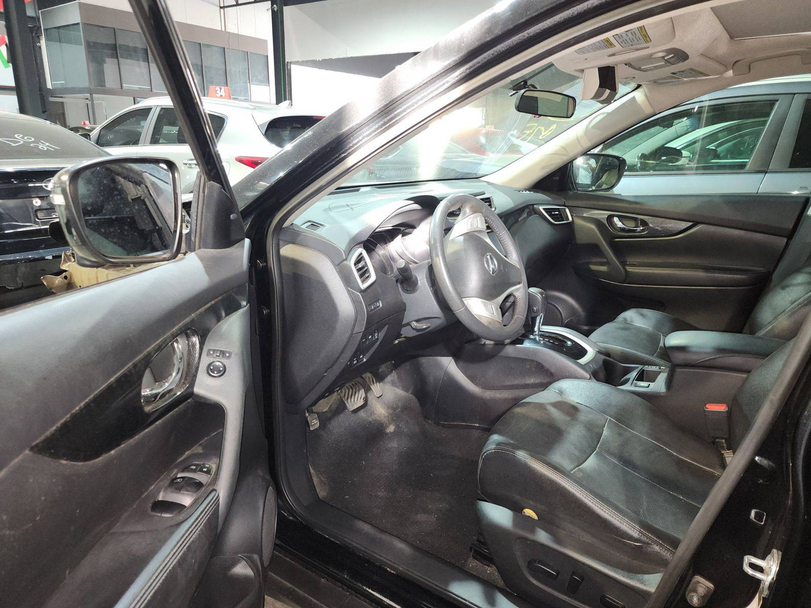 2016 NISSAN ROGUE — 149579 Miles — Lot 59381275 — Al Quoz - Marhaba Auctions Used Cars - Image 9