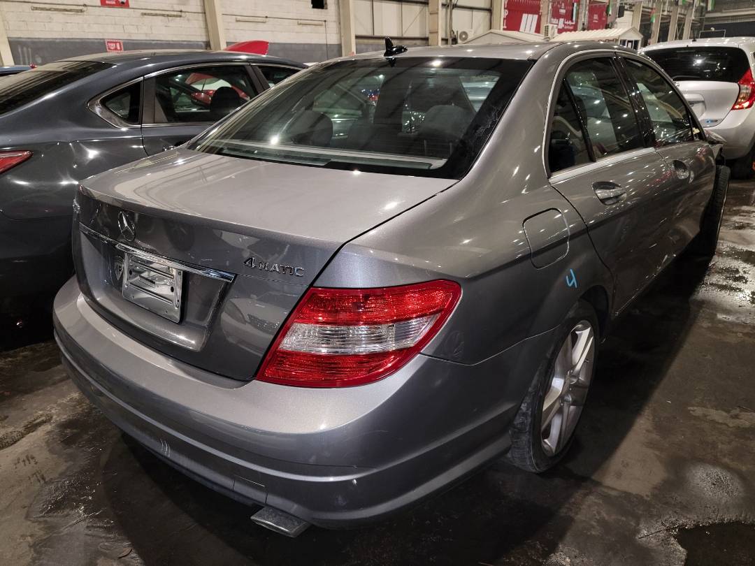 2011 MERCEDES BENZ C300 — 130502 Miles — Lot 67448023 - Marhaba Auctions Used Cars - Image 4