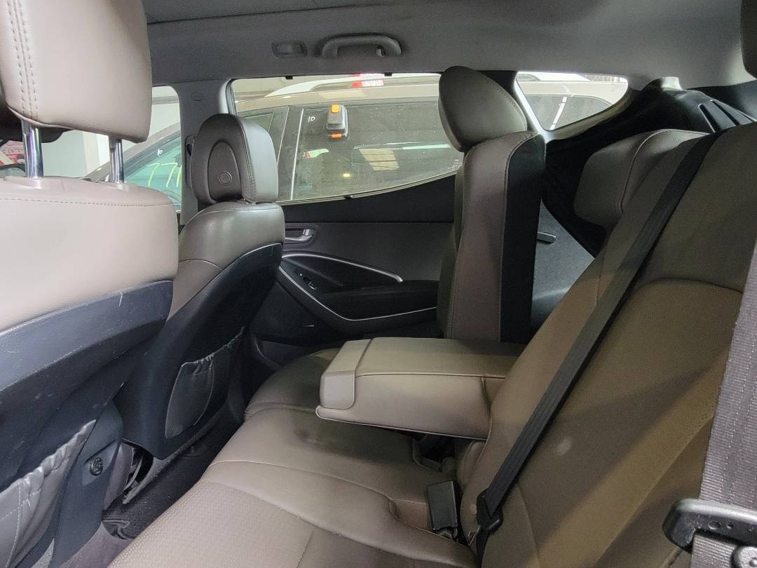2016 HYUNDAI SANTA FE — 121566 Miles — Lot 73217504 — Main - Marhaba Auctions Used Cars - Image 7