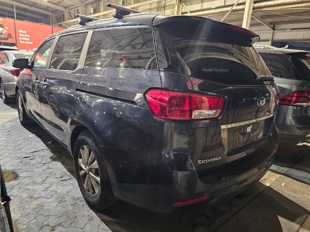 KIA SEDONA