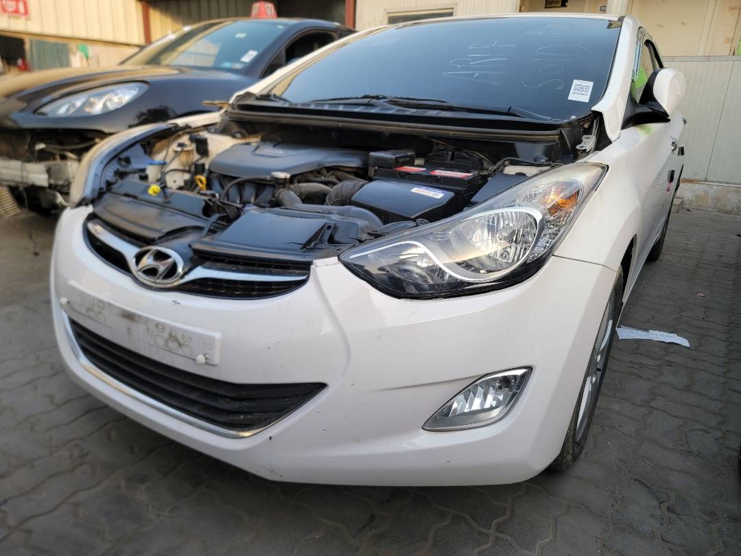 2012 HYUNDAI AVANTE — 132983 KM — Lot 613870 — Main - Marhaba Auctions Used Cars - Image 5