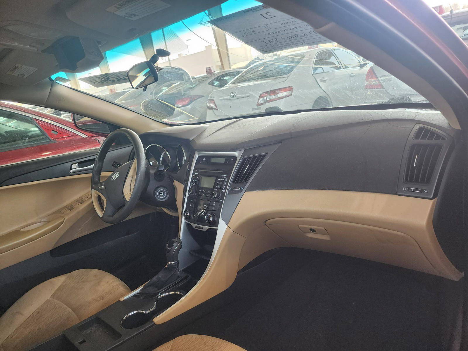 2011 HYUNDAI SONATA — 91593 Miles — Lot 81732943 — Souq - Marhaba Auctions Used Cars - Image 4