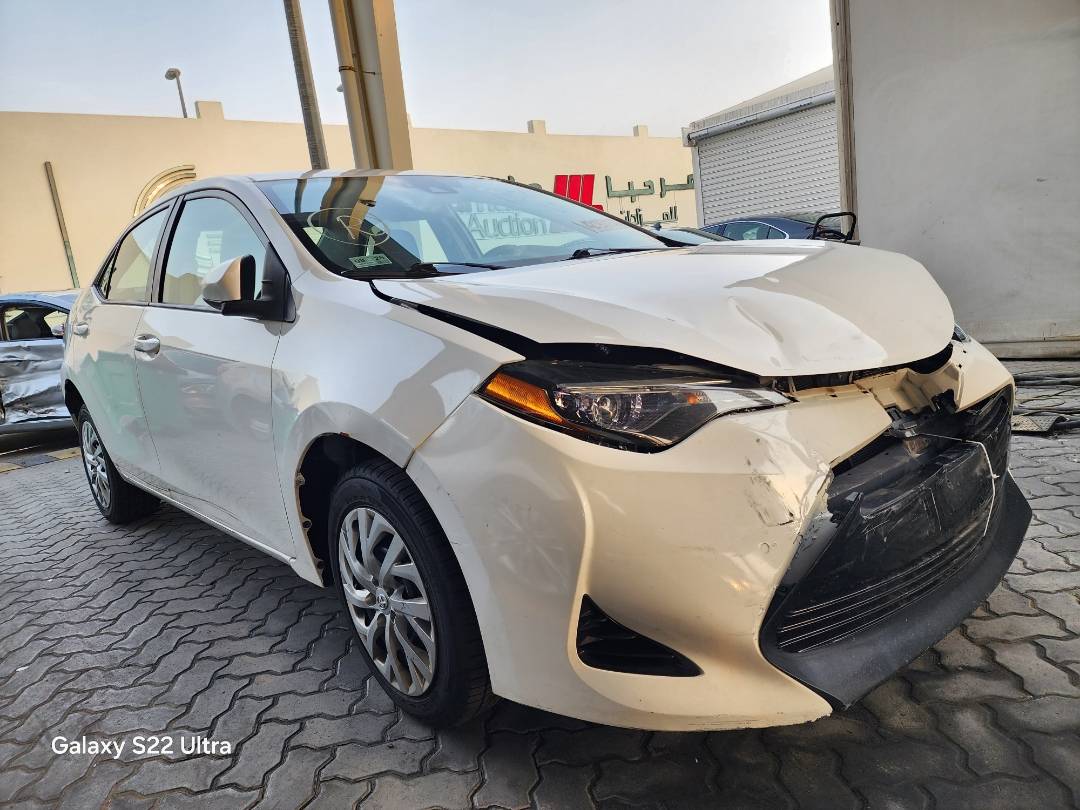 2018 TOYOTA COROLLA — 128880 Miles — Lot 42193414 — Souq - Marhaba Auctions Used Cars - Image 4