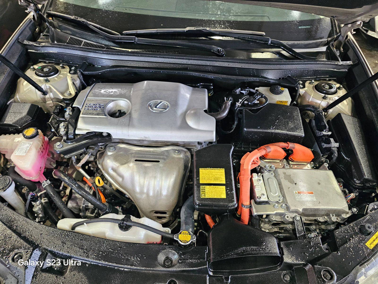 LEXUS ES 300H 2013 - Marhaba Auction Used Cars - Image 10