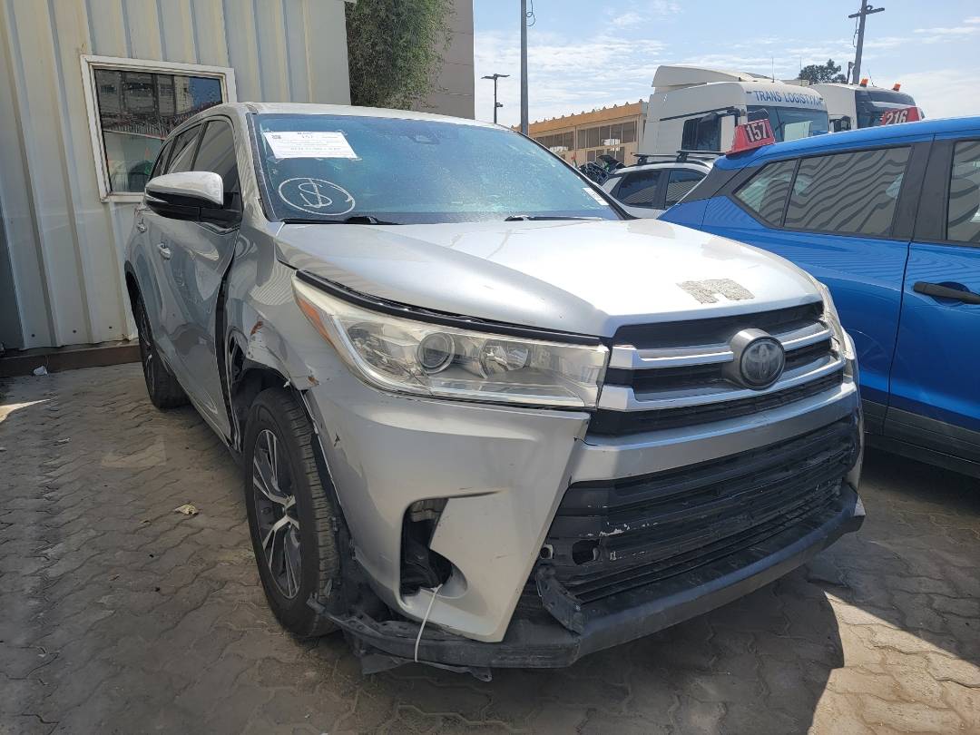 2018 TOYOTA HIGHLANDER — 243731 Miles — Lot 6JS246967 — Main - Marhaba Auctions Used Cars - Image 4