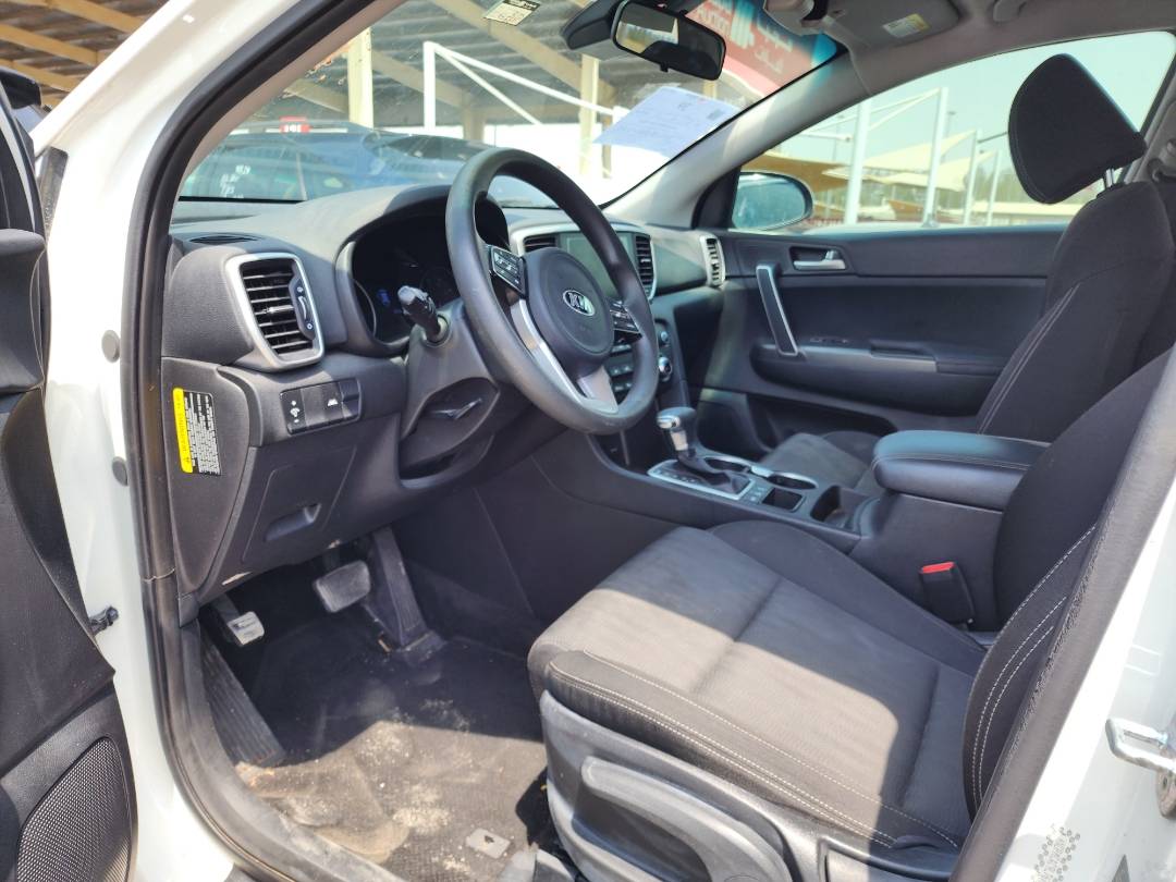 2020 KIA SPORTAGE — 90560 Miles — Lot 40335284 — Souq - Marhaba Auctions Used Cars - Image 4