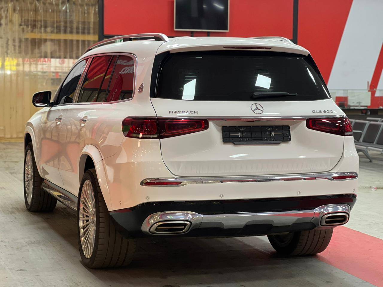 MERCEDES BENZ GLS 600 2022 - Marhaba Auction Used Cars - Image 4