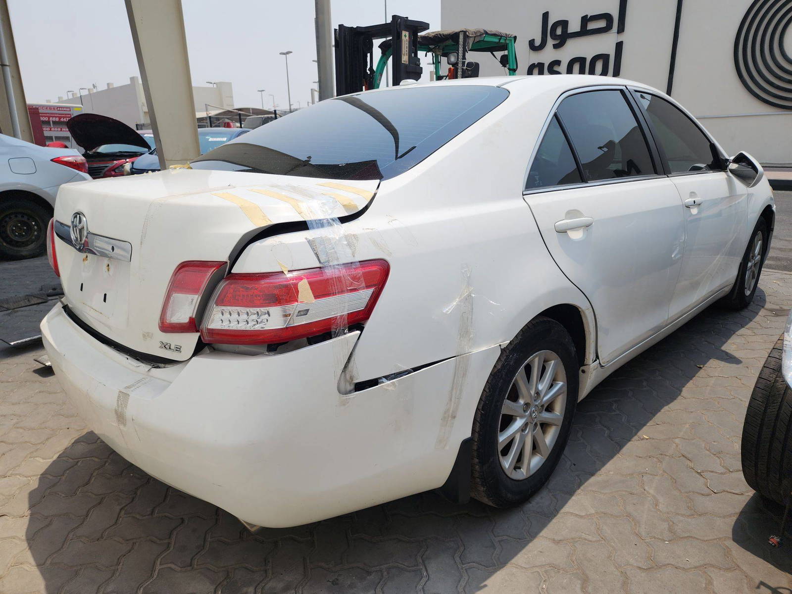 2011 TOYOTA CAMRY — 208507 KM — Lot 3057 — Souq - Marhaba Auctions Used Cars - Image 5