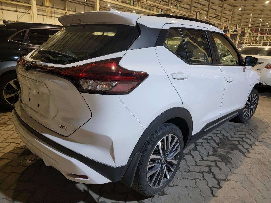 2021 NISSAN KICKS — 57842 Miles — Lot 81277433 - Marhaba Auctions Used Cars - Image 3