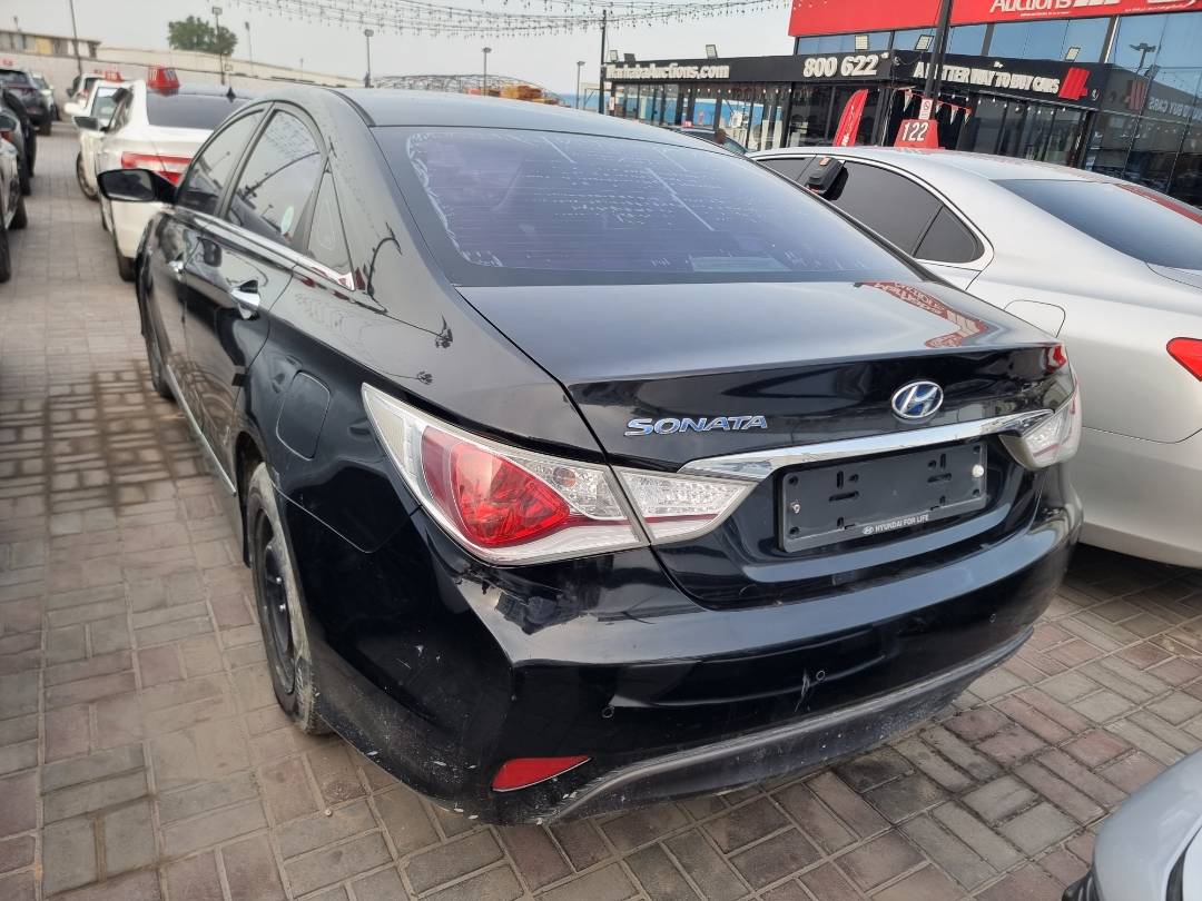 HYUNDAI SONATA 2012 - Marhaba Auction Used Cars - Image 5