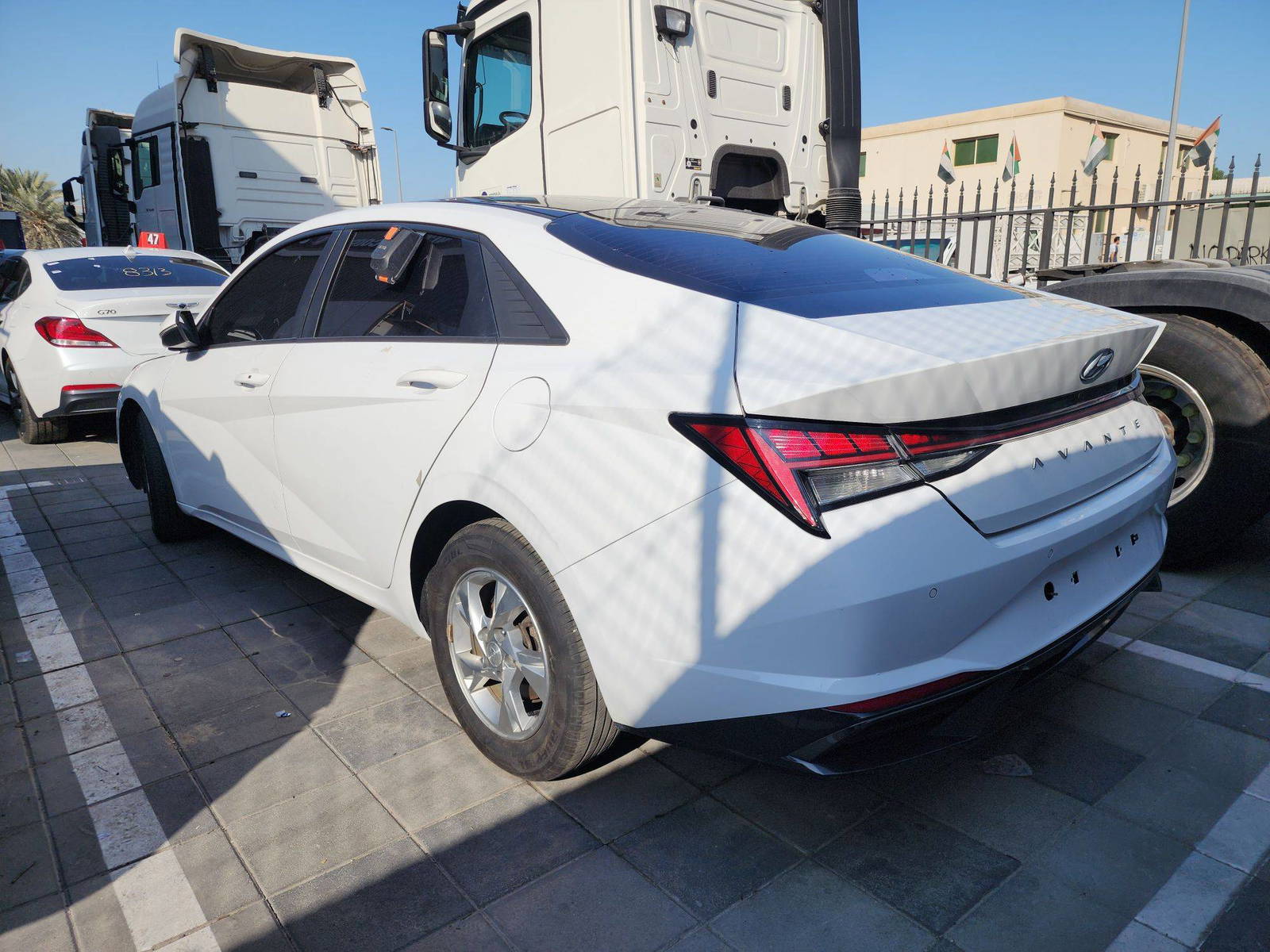 2021 HYUNDAI AVANTE — 144141 KM — Lot 019834 — Souq - Marhaba Auctions Used Cars - Image 3