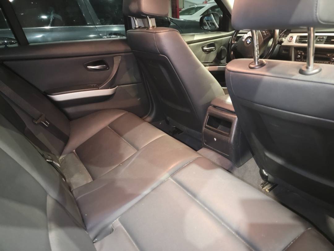 2011 BMW 2 SERIES 228I — 159713 Miles — Lot A958490 - Marhaba Auctions Used Cars - Image 4