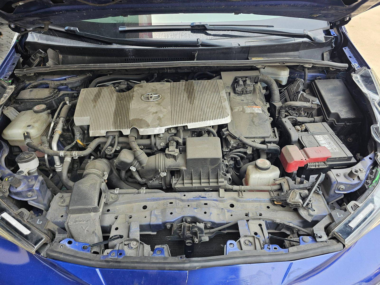 2016 TOYOTA PRIUS — 287777 Miles — Lot G3526095 — Souq - Marhaba Auctions Used Cars - Image 11
