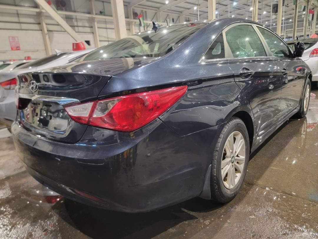 2011 HYUNDAI SONATA — 140596 Miles — Lot 37156007 - Marhaba Auctions Used Cars - Image 4