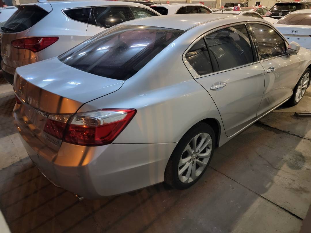 2013 HONDA ACCORD — 239075 KM — Lot 510283 — Main - Marhaba Auctions Used Cars - Image 4