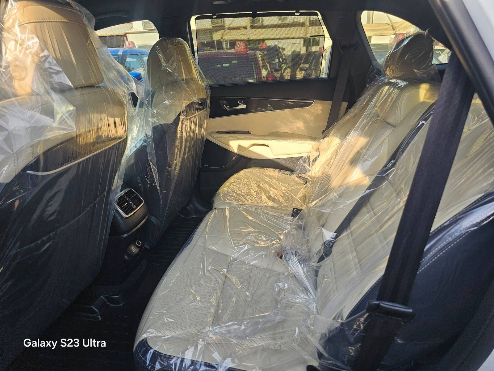 KIA SORENTO 2017 - Marhaba Auction Used Cars - Image 10