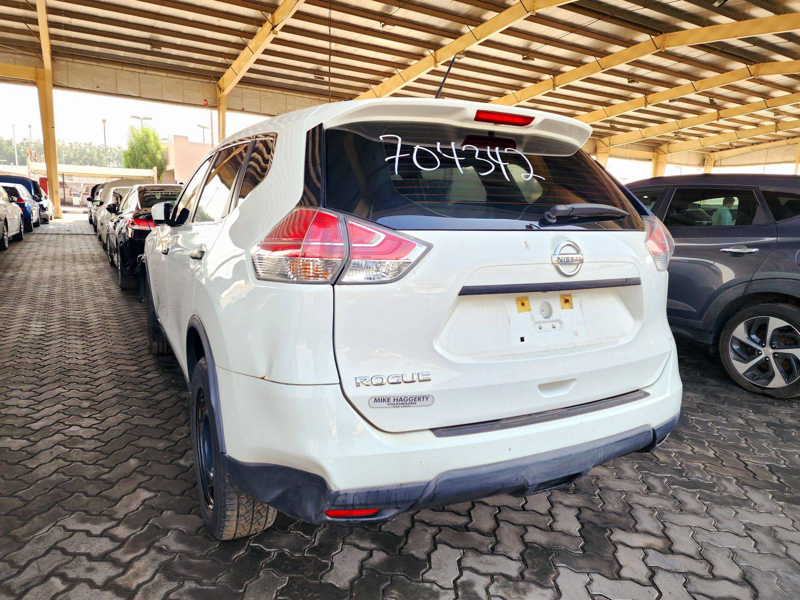 2016 NISSAN ROGUE — 129054 Miles — Lot 61626424 — Souq - Marhaba Auctions Used Cars - Image 3